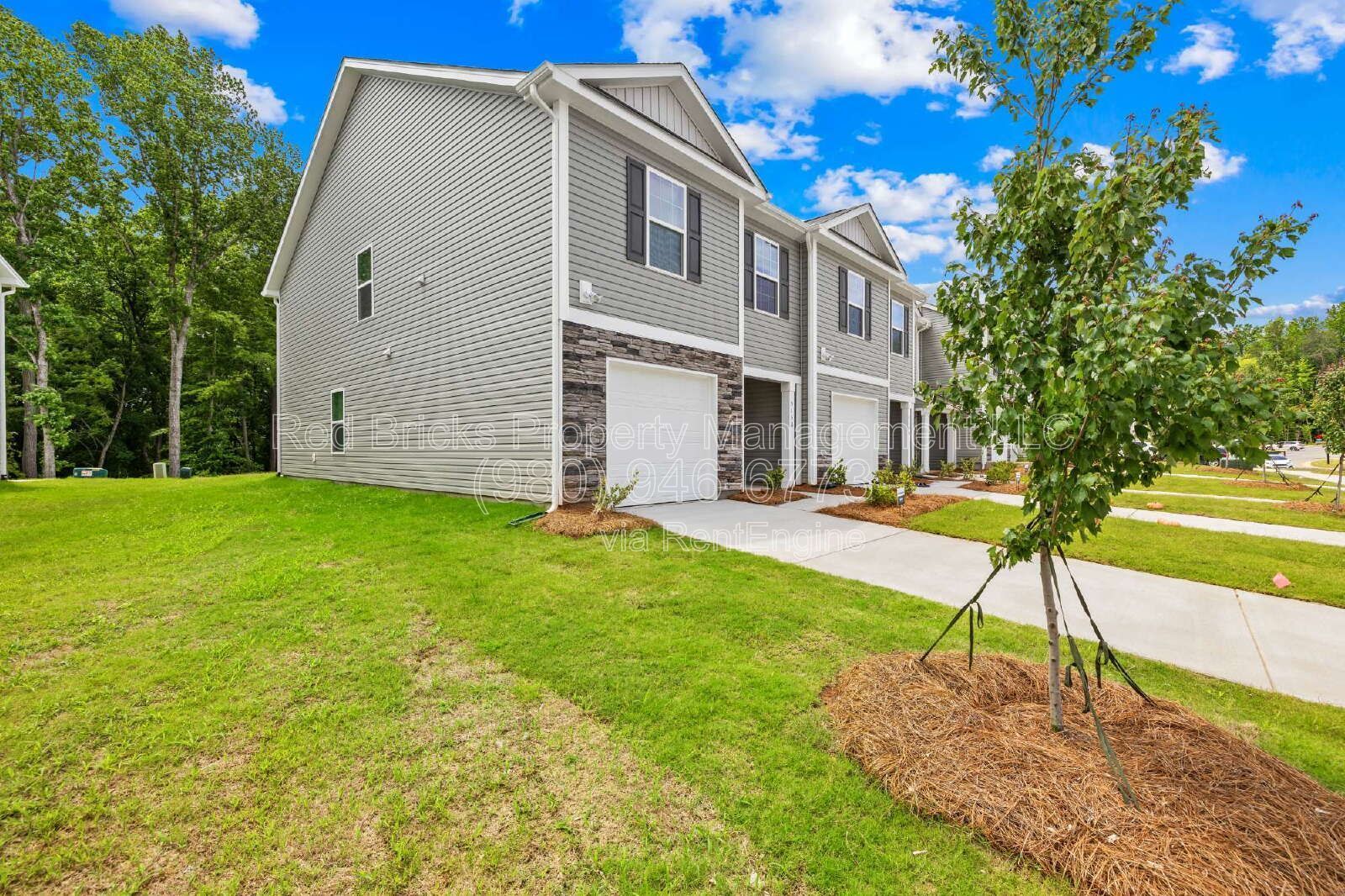 Like-New 4BR End-Unit Townhome Near UNCC – Available July 16! property image