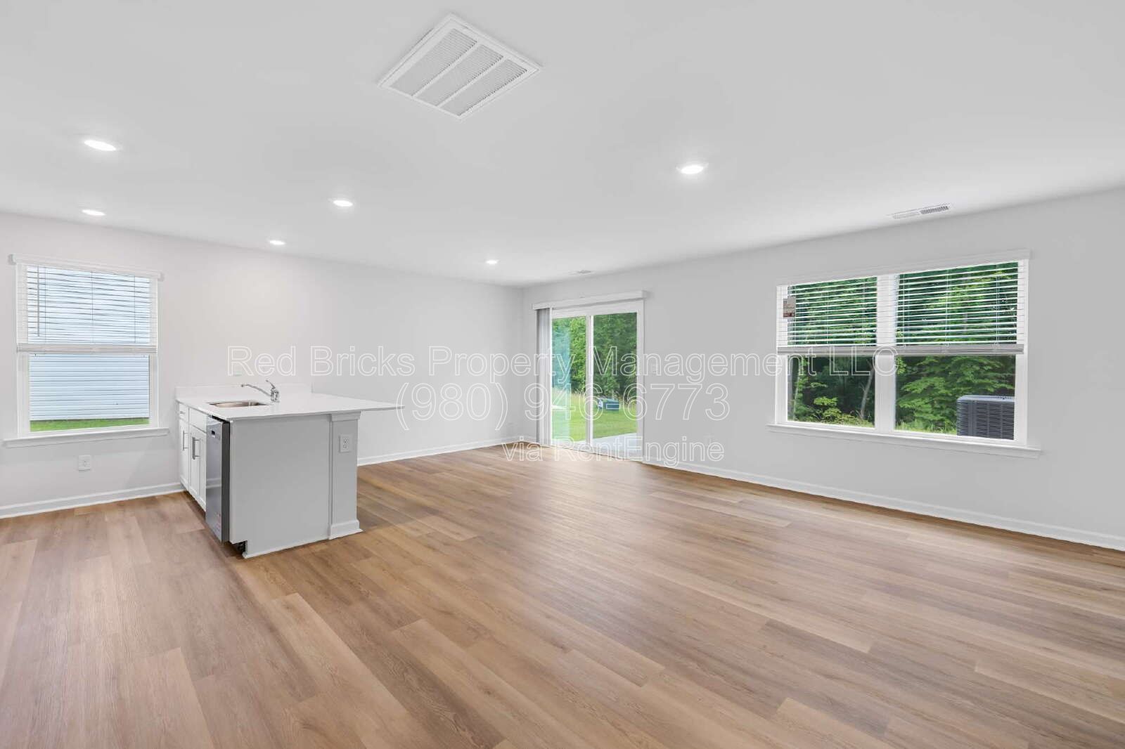 Like-New 4BR End-Unit Townhome Near UNCC – Available July 16! property image