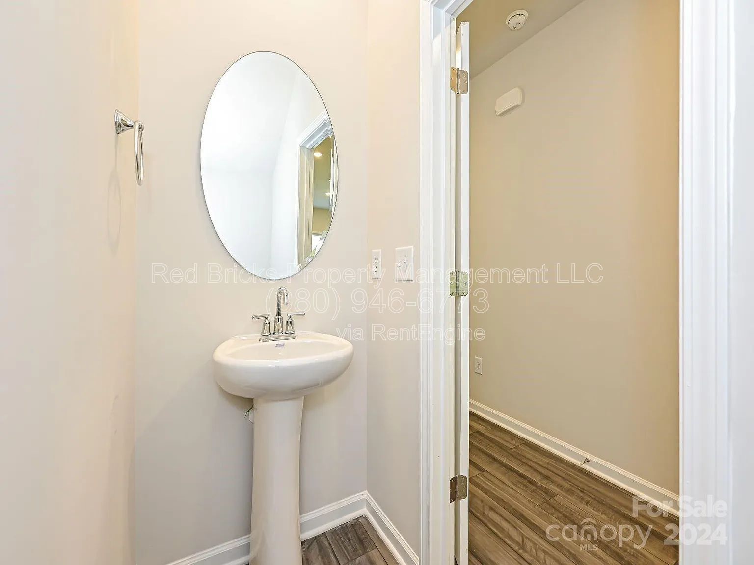 Like-New 3BR Townhome with Modern Finishes, Pool Access & Included Appliances! property image