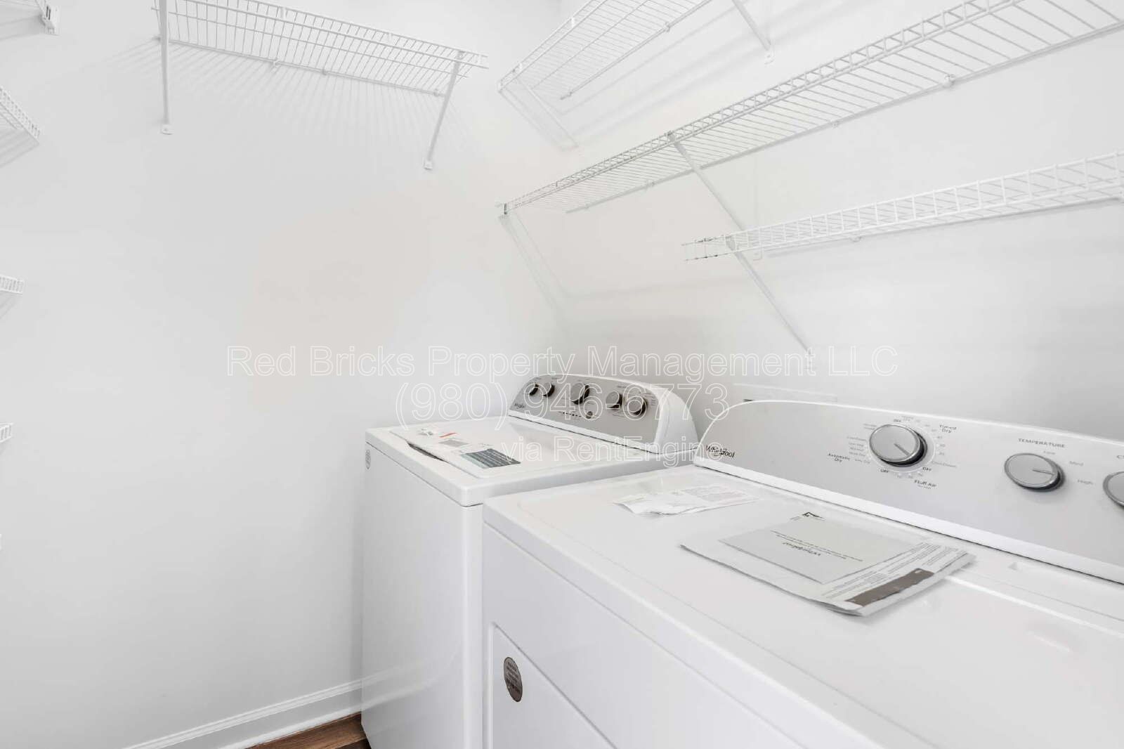 Stylish End-Unit Townhome Near Uptown – Available June 16! property image