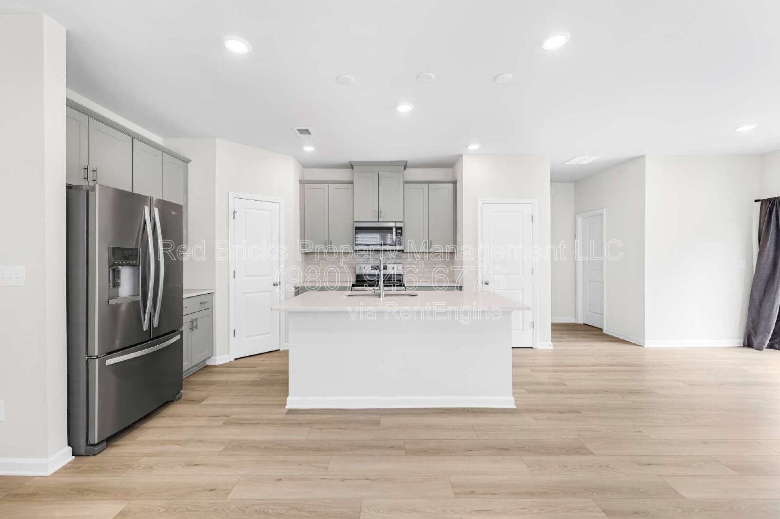 Modern End-Unit Townhome in Belterra – Available July 16! property image
