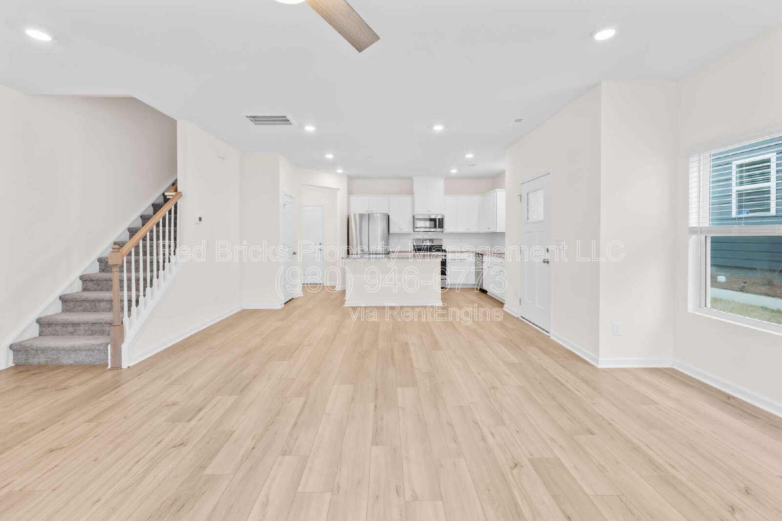 Like-New End-Unit Townhome in Aberdeen – Available July 16! property image