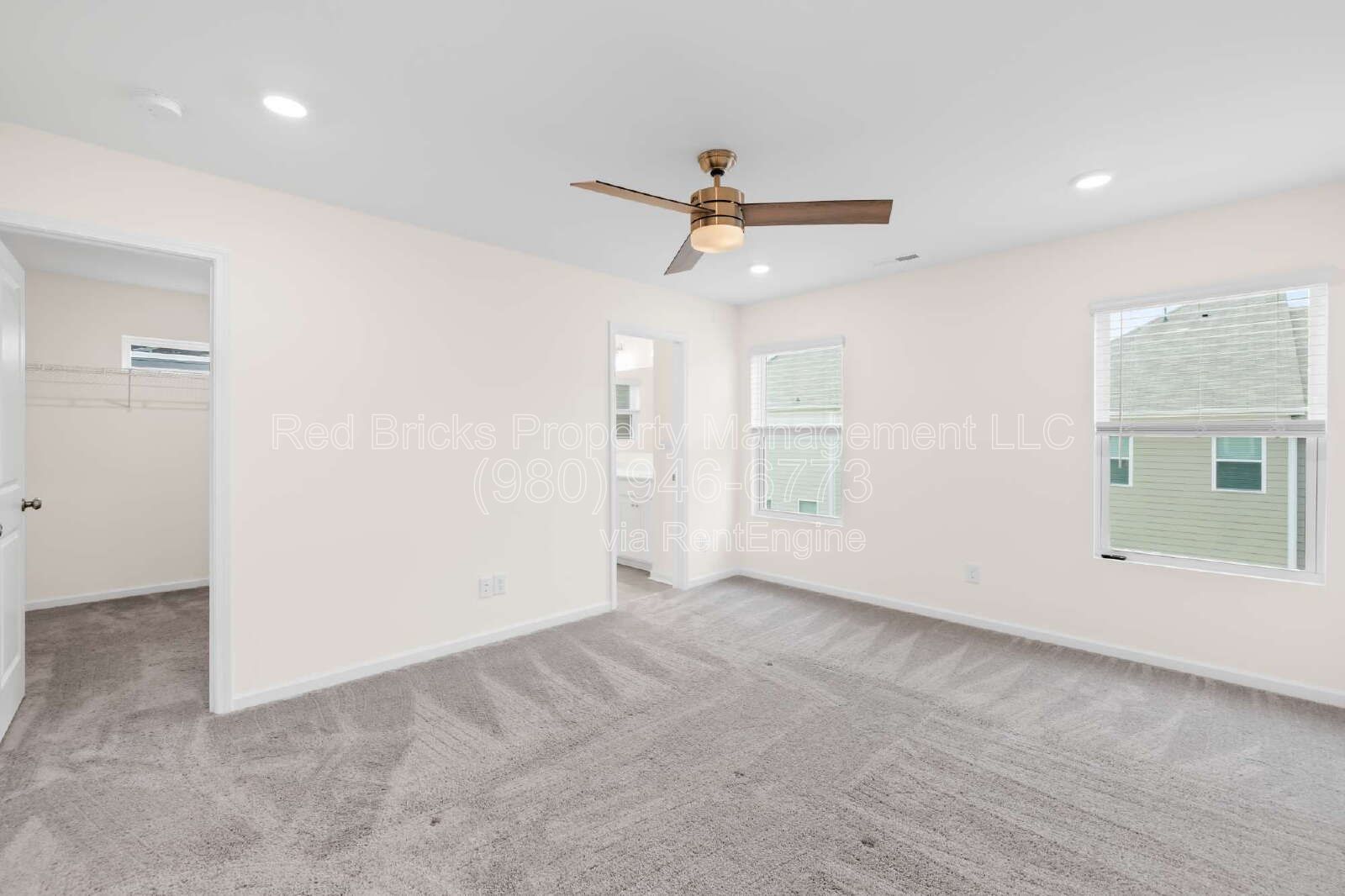 Like-New End-Unit Townhome in Aberdeen – Available July 16! property image