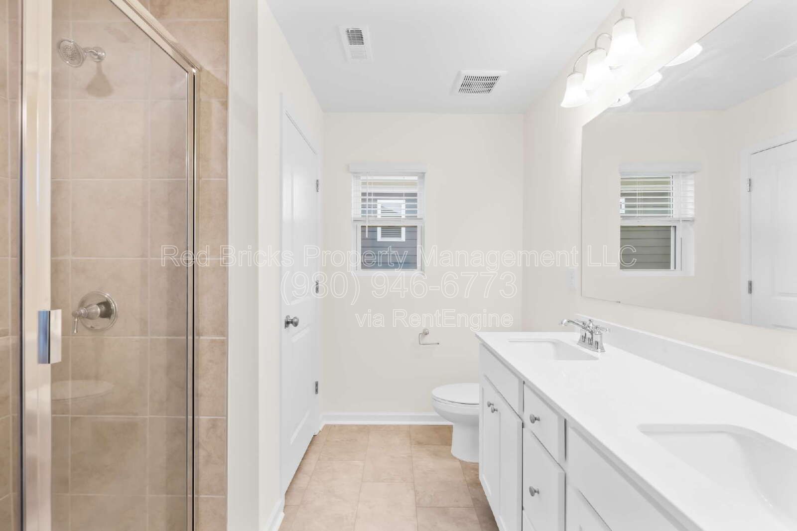 Like-New End-Unit Townhome in Aberdeen – Available July 16! property image