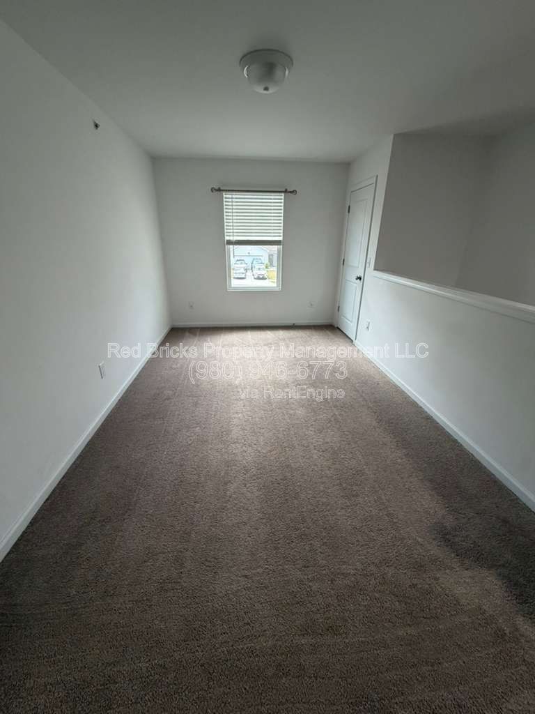 Stylish 2-Story Home Near Concord Mills! property image