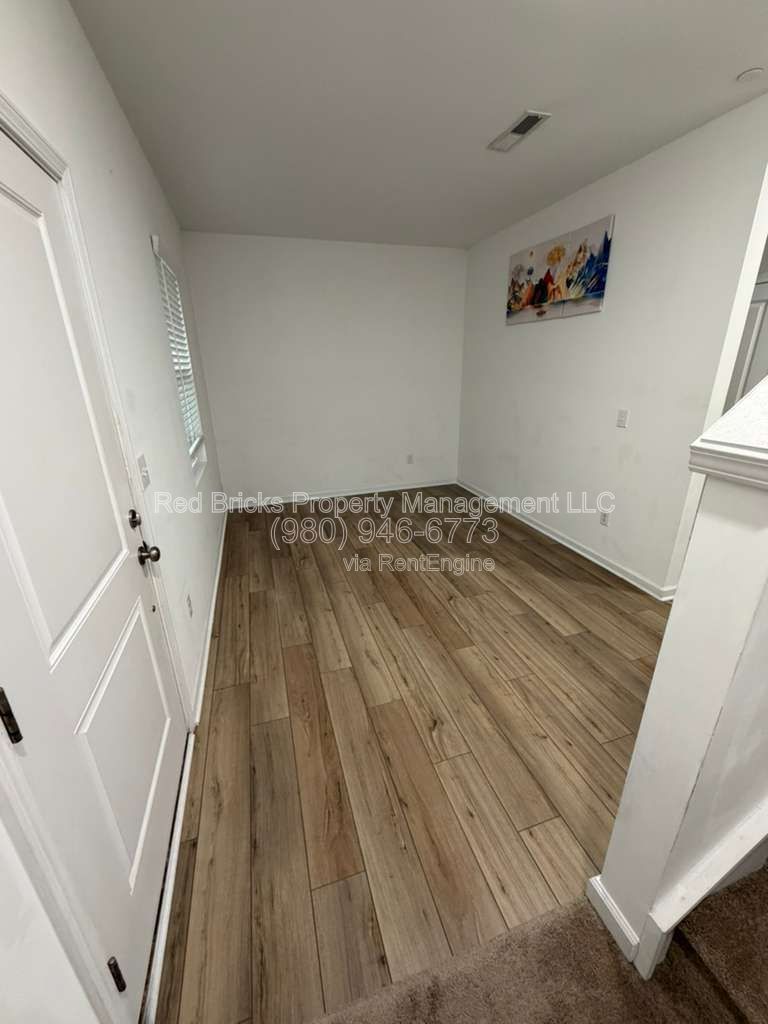 Stylish 2-Story Home Near Concord Mills! property image