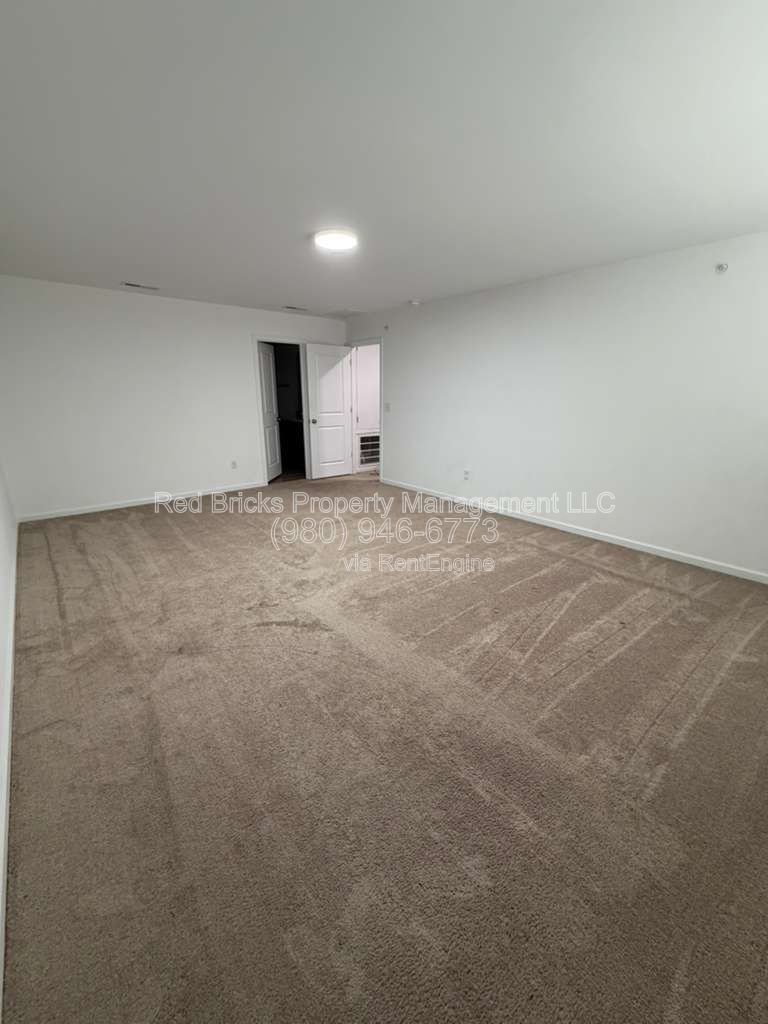 Stylish 2-Story Home Near Concord Mills! property image