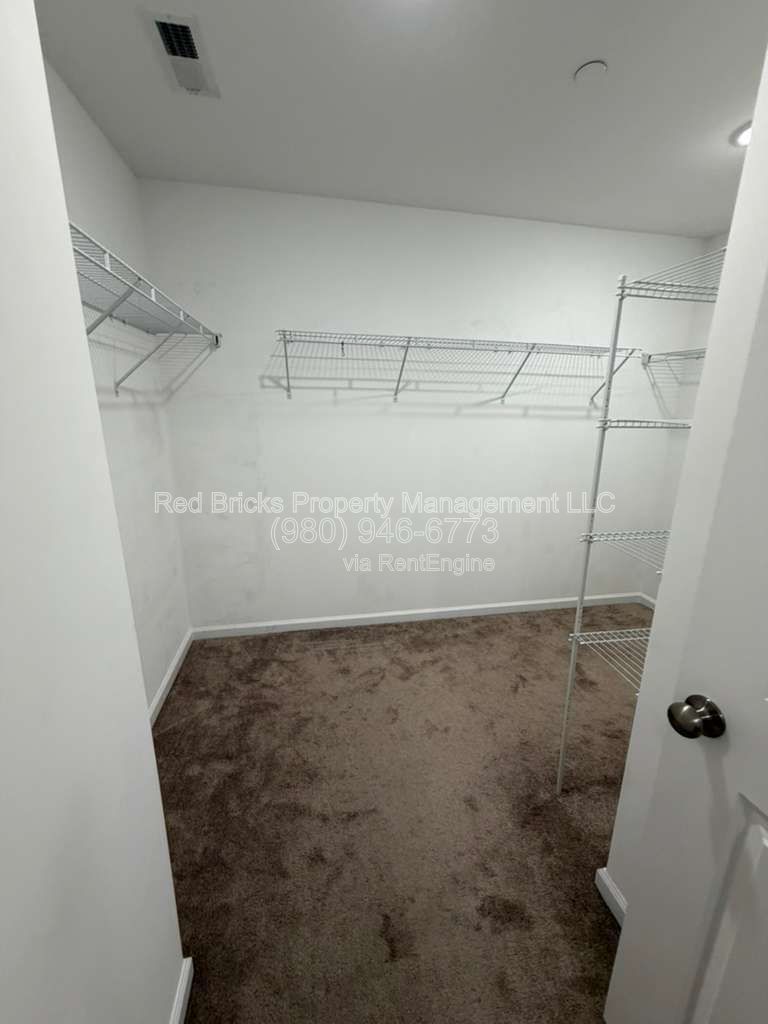 Stylish 2-Story Home Near Concord Mills! property image