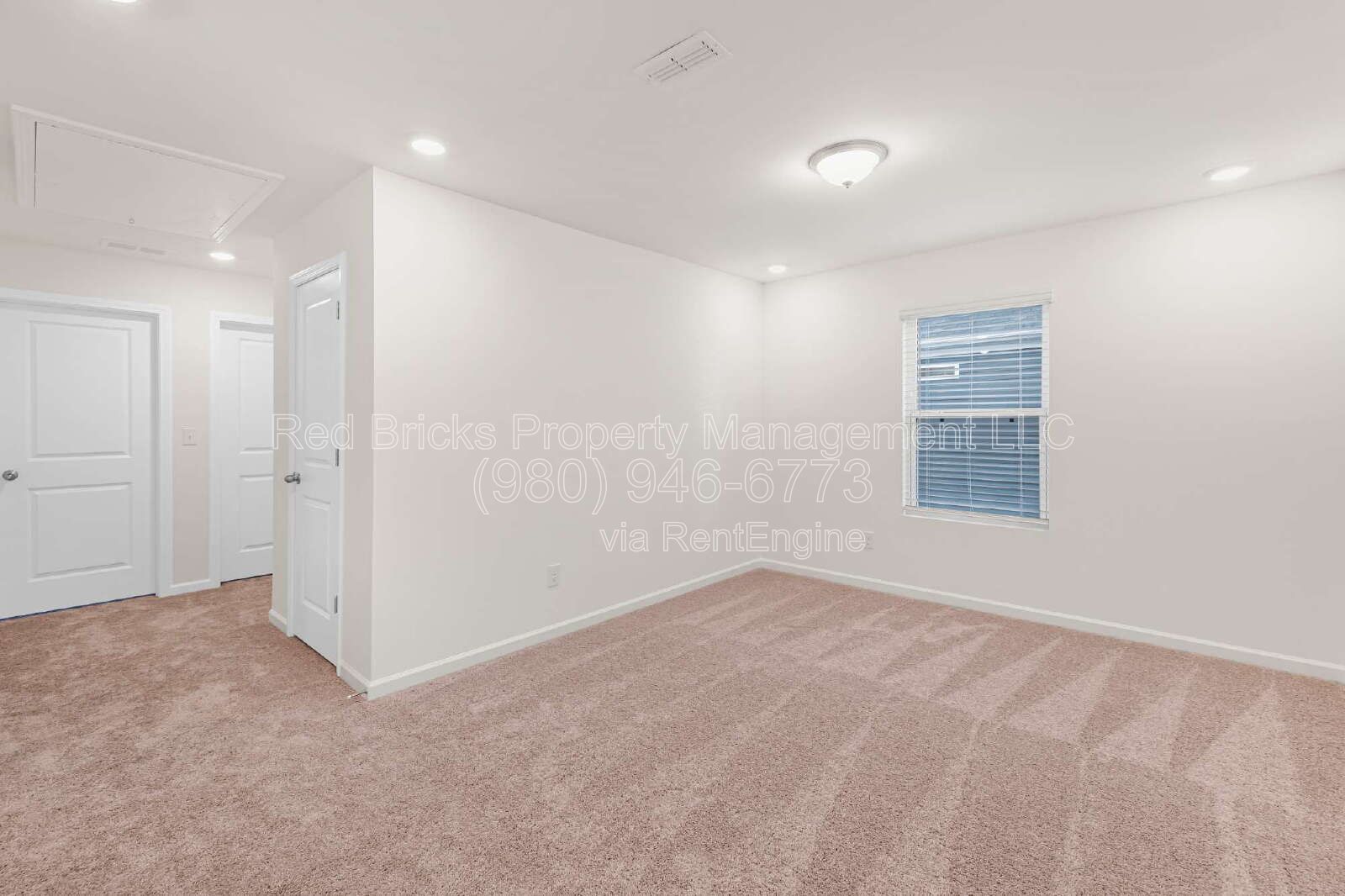Like-New End-Unit Townhome | 3BR, 2-Car Garage | Available May 15 property image