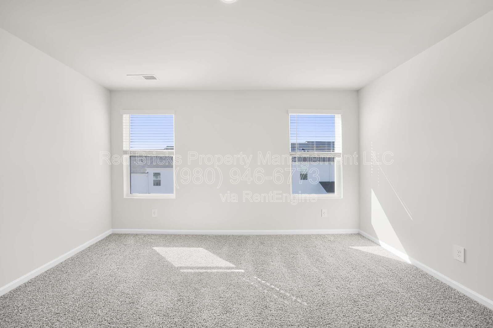 Modern 3BR Townhome in Georgetown Crossing – Move In Aug 16! property image