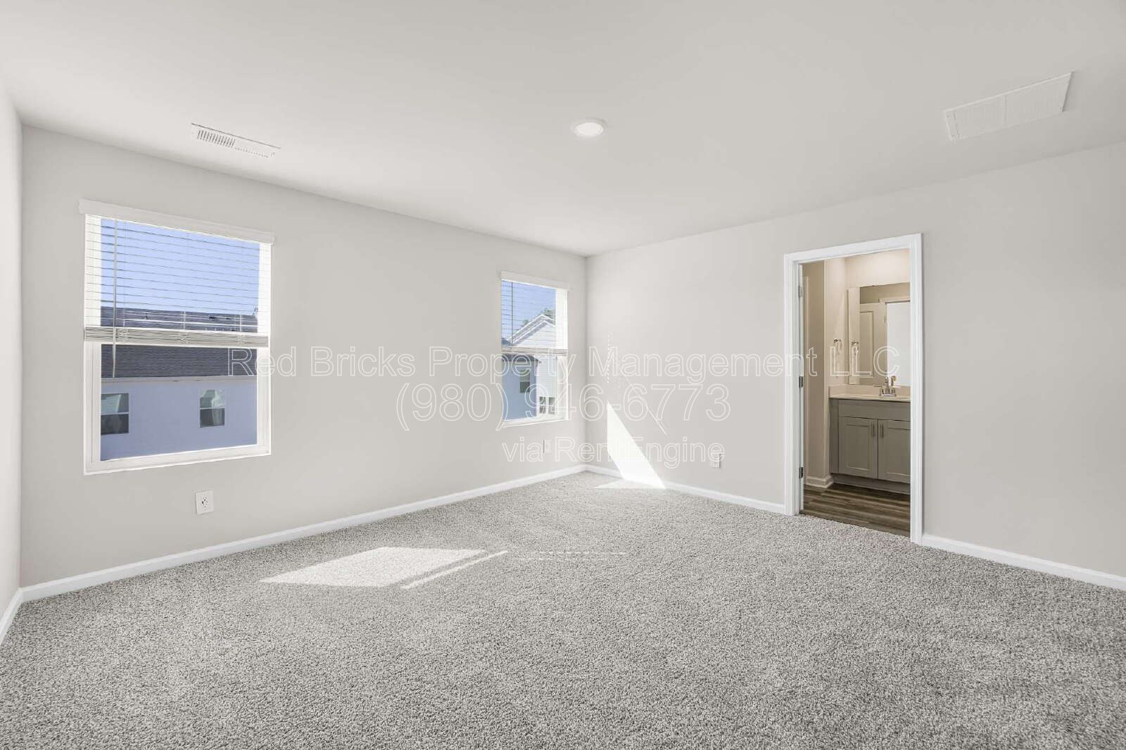 Modern 3BR Townhome in Georgetown Crossing – Move In Aug 16! property image
