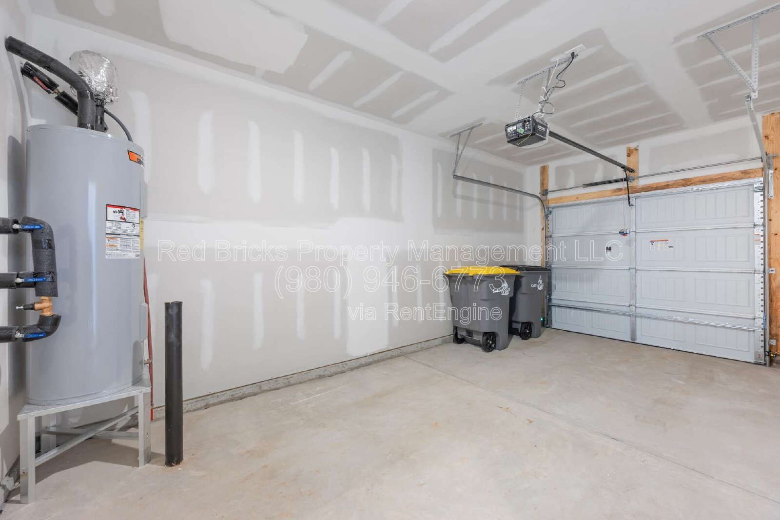 Modern 3BR Townhome in Georgetown Crossing – Move In Aug 16! property image