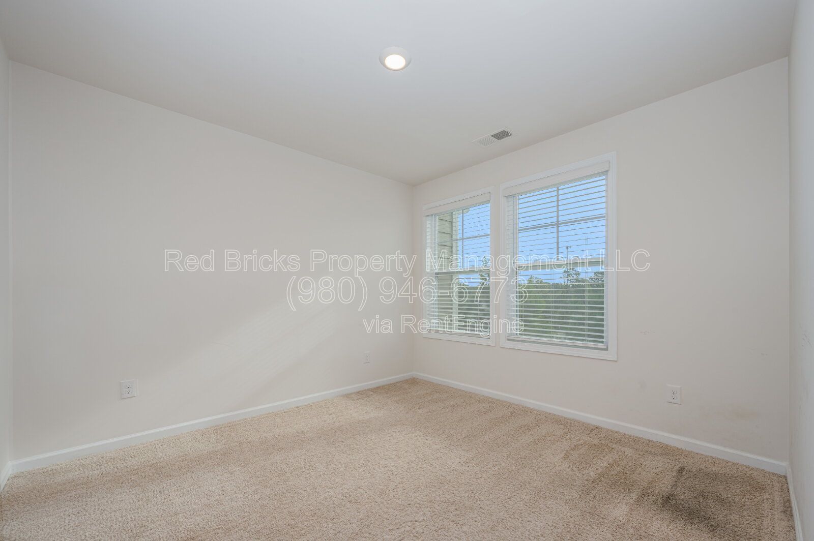 Modern Lake Wylie Townhome – Available July 18! property image