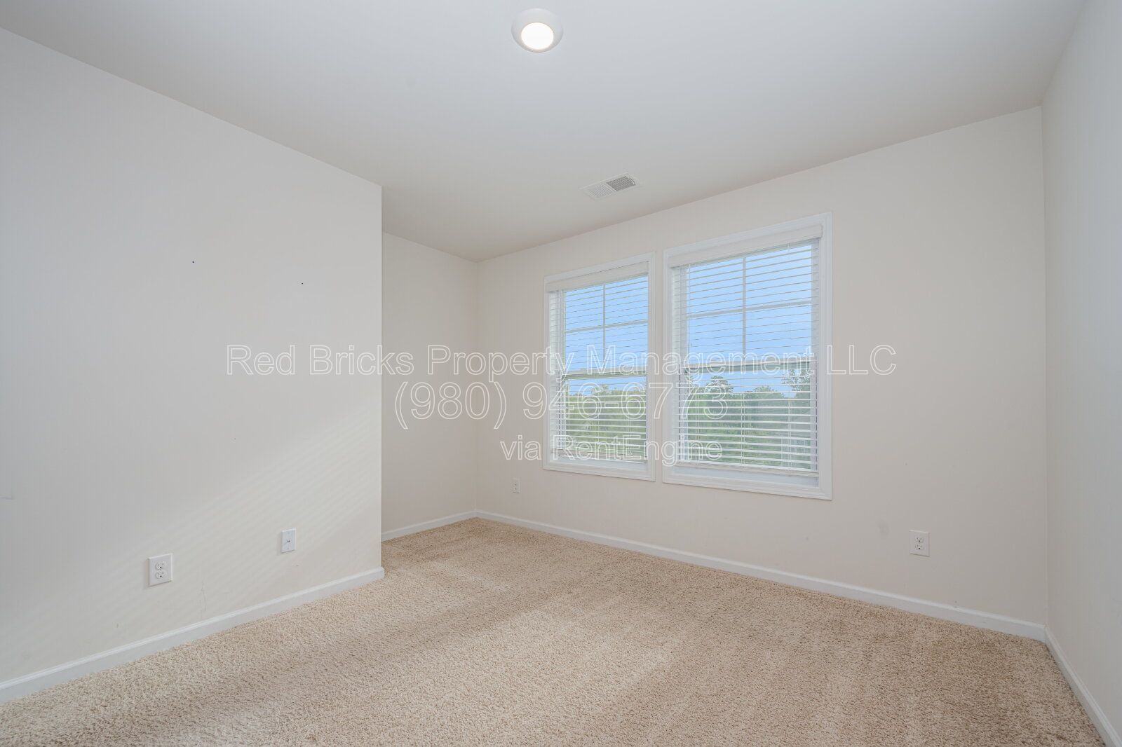 Modern Lake Wylie Townhome – Available July 18! property image
