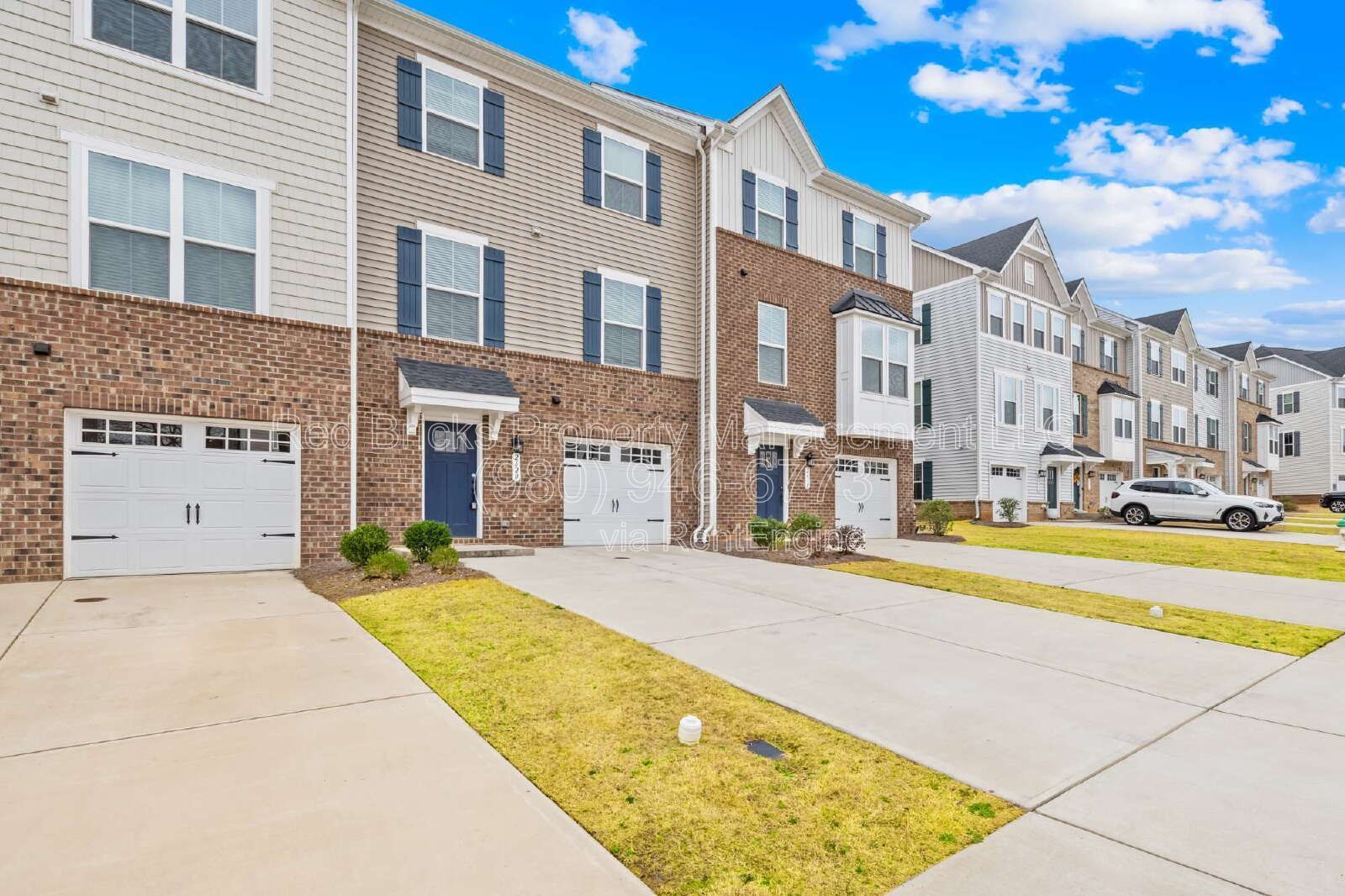 Like-New Fort Mill Townhome with Resort-Style Amenities! property image
