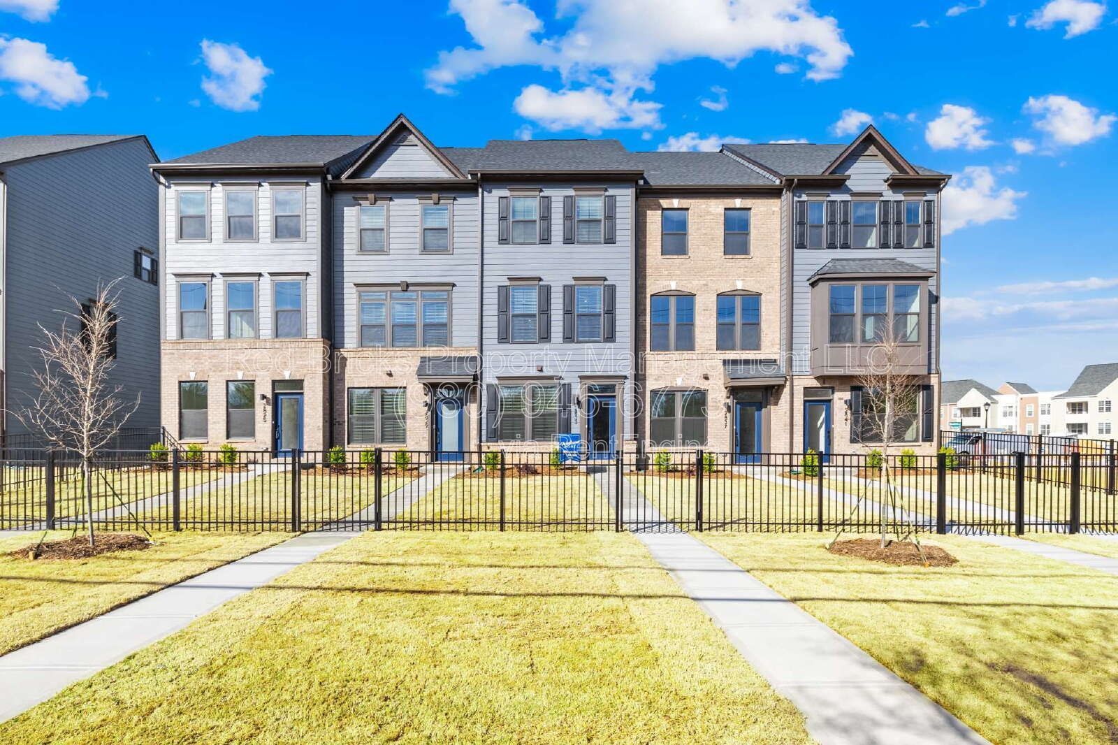 Modern Townhome | 3 Beds, 3.5 Baths, Prime Location! property image