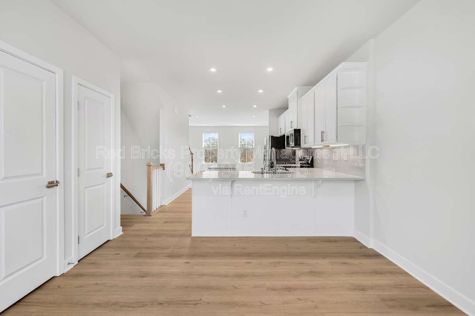 Modern Townhome | 3 Beds, 3.5 Baths, Prime Location! property image