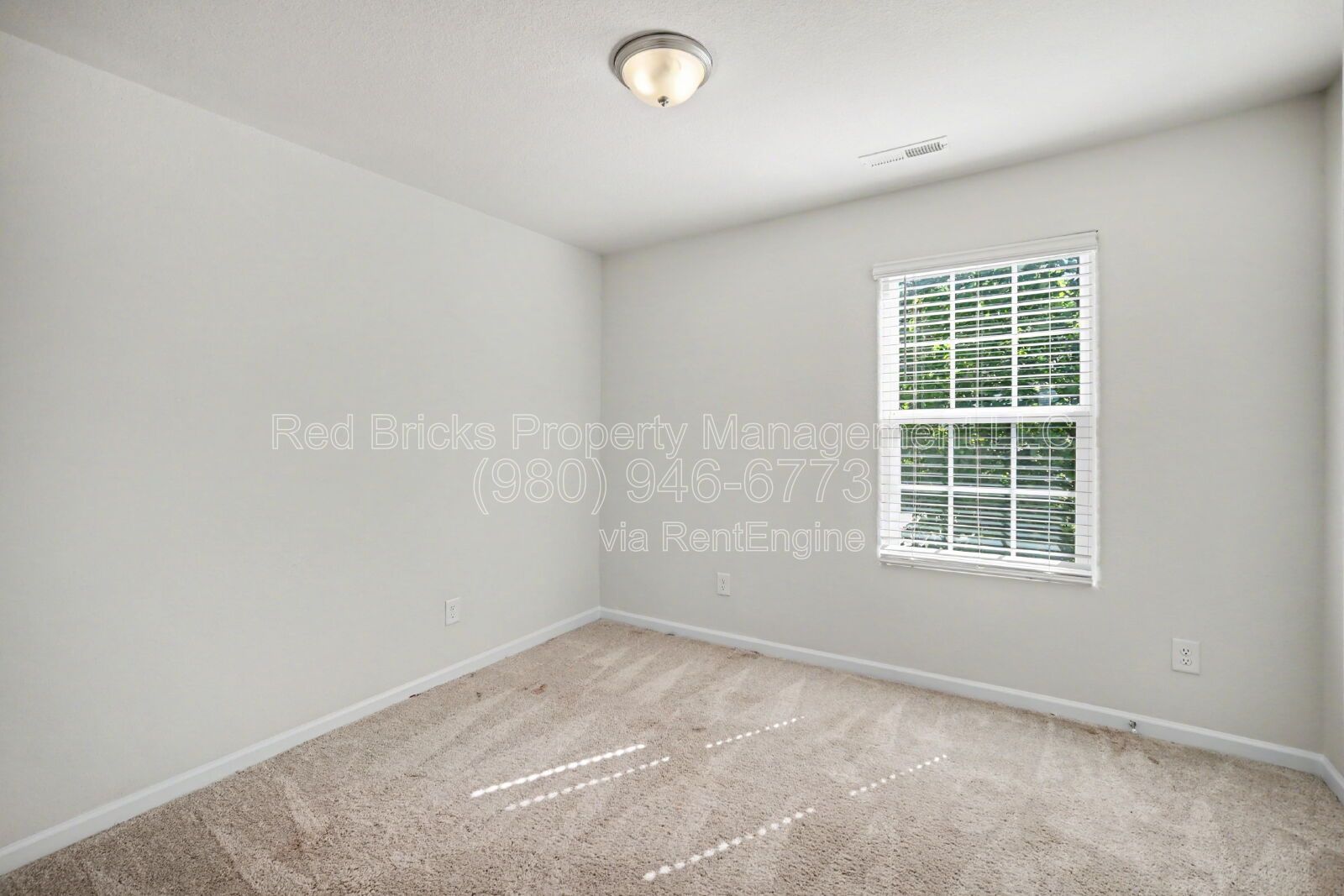 Beautiful 3BR Townhome with Loft & Garage – Available Now! property image
