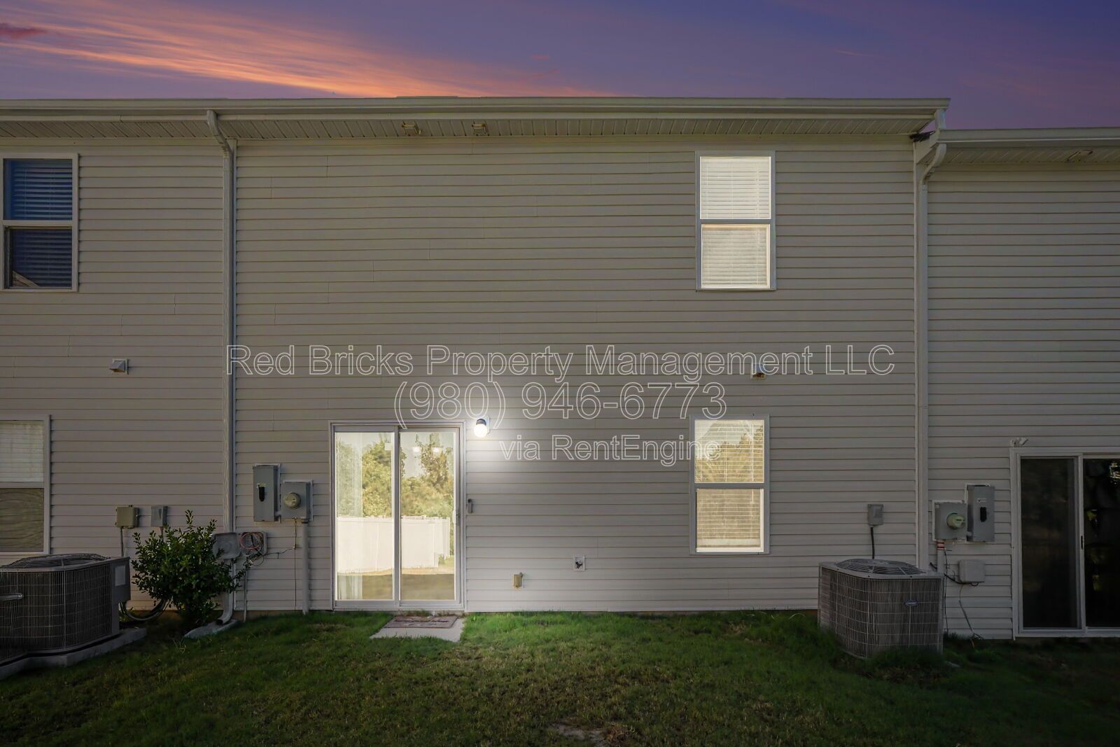 Beautiful 3BR Townhome with Loft & Garage – Available Now! property image