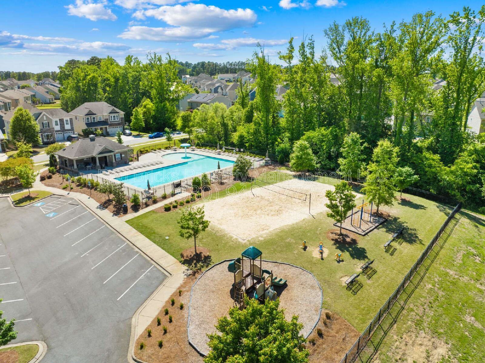 Spacious 4BR Brookvue Home | Loft, Fireplace & Resort-Style Amenities property image