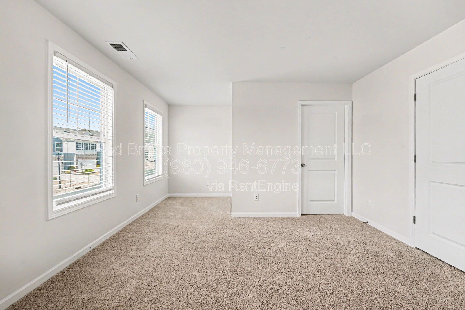 Like-New 4BR Townhome in Blackstone Bay – Available Now! property image