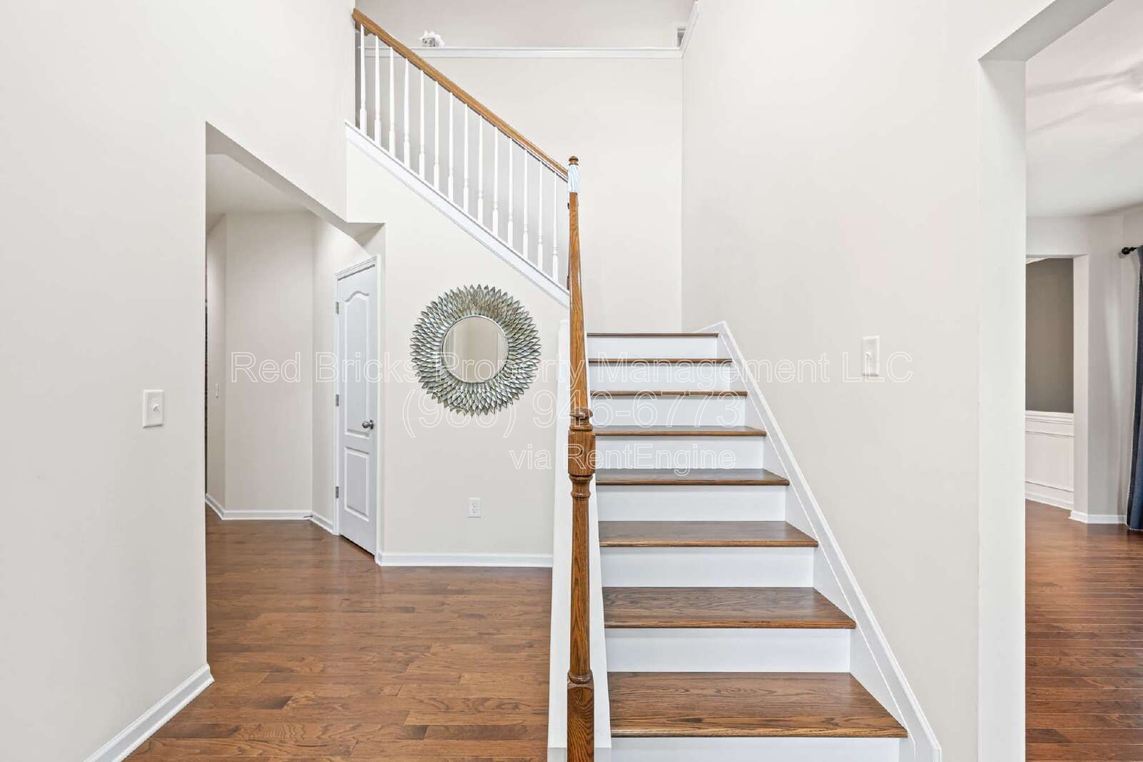 Spacious 5BR Home with Screened Porch & EV Charger! property image