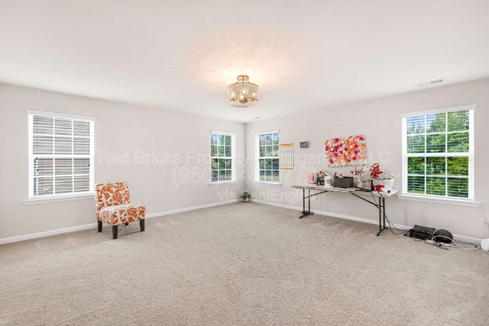 Spacious 5BR Home with Screened Porch & EV Charger! property image
