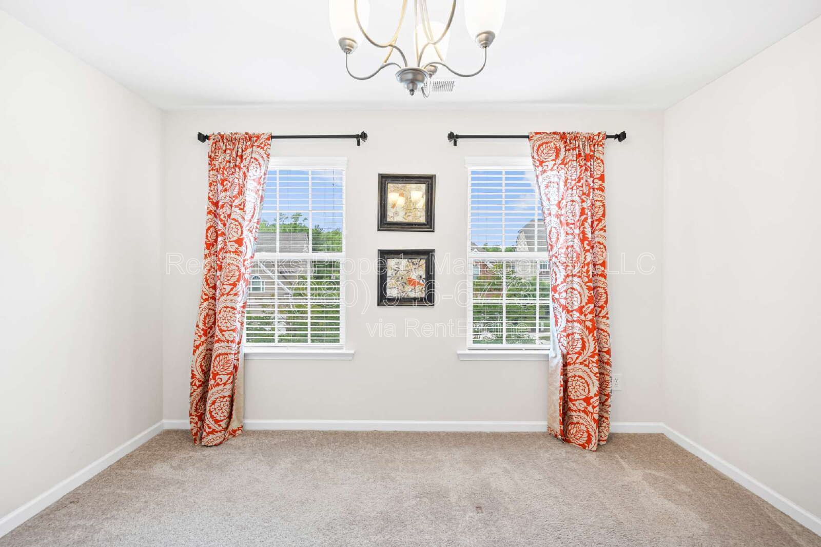 Spacious 5BR Home with Screened Porch & EV Charger! property image