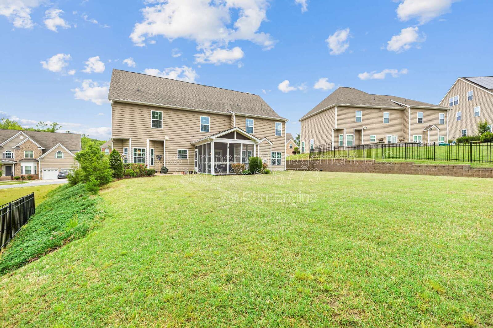Spacious 5BR Home with Screened Porch & EV Charger! property image