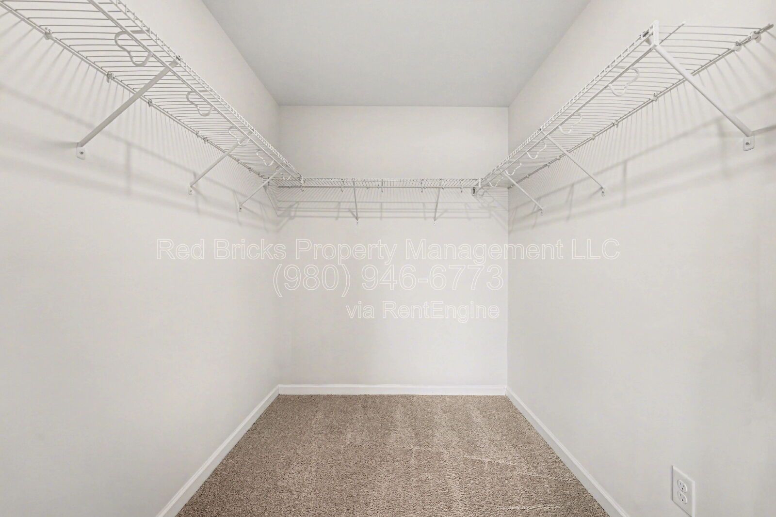 Like-New 4BR Townhome in Blackstone Bay – Available Now! property image