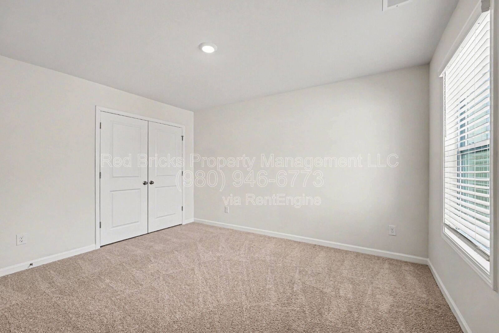 Like-New 4BR Townhome in Blackstone Bay – Available Now! property image