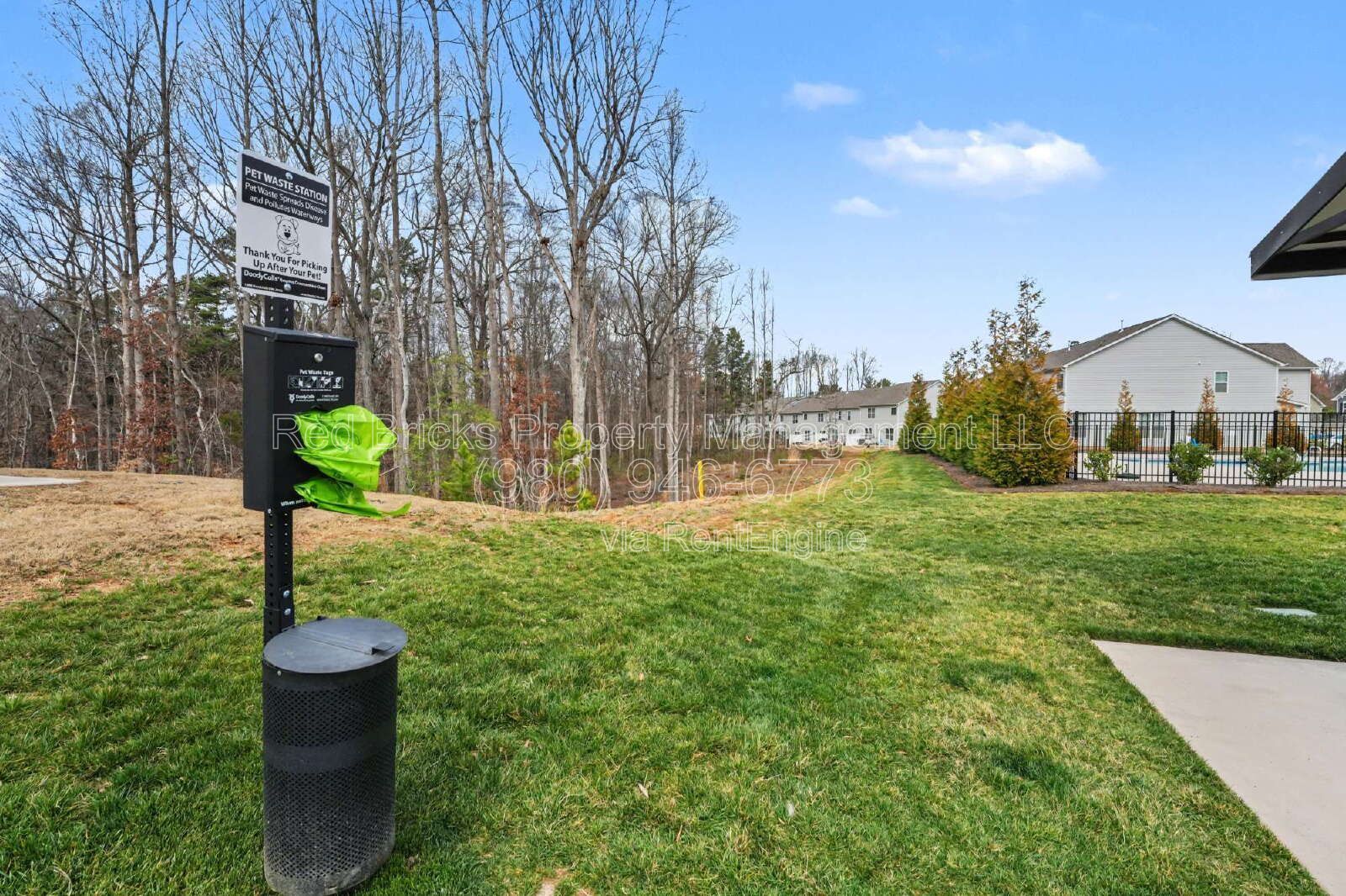 Like-New 4BR Townhome in Blackstone Bay – Available Now! property image