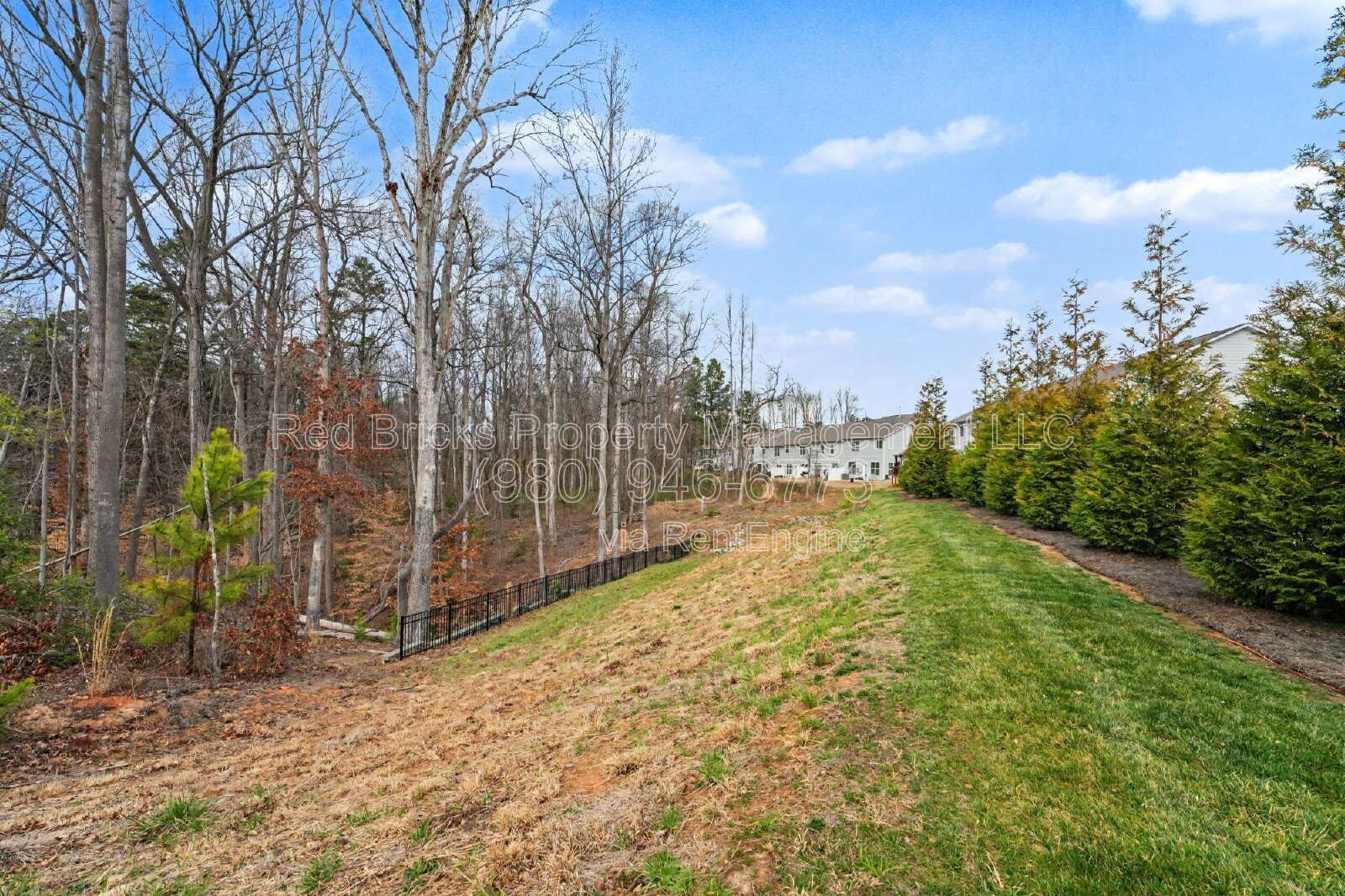 Like-New 4BR Townhome in Blackstone Bay – Available Now! property image