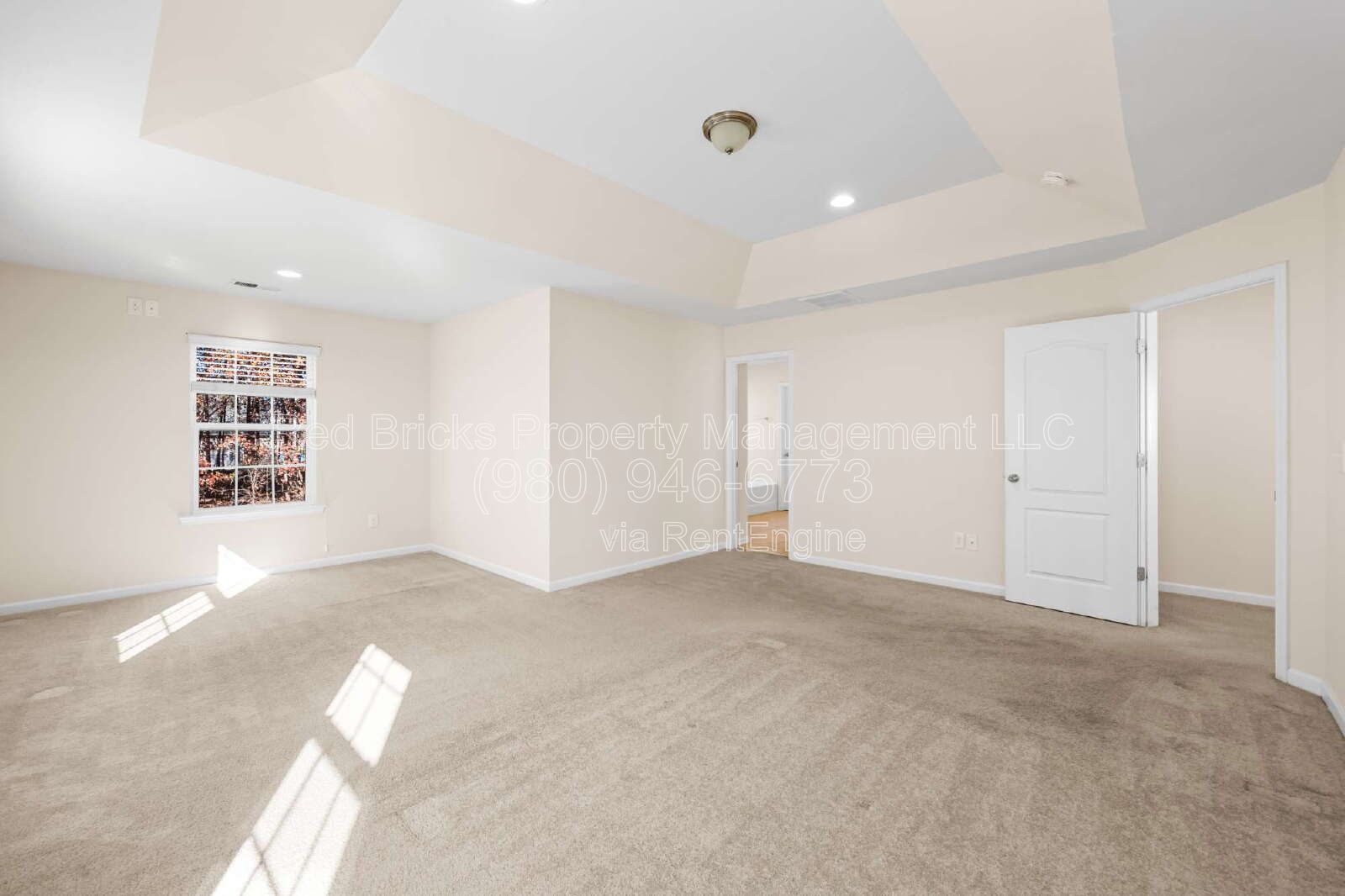 Spacious 5BR Home with Screened Porch & Fireplace! property image
