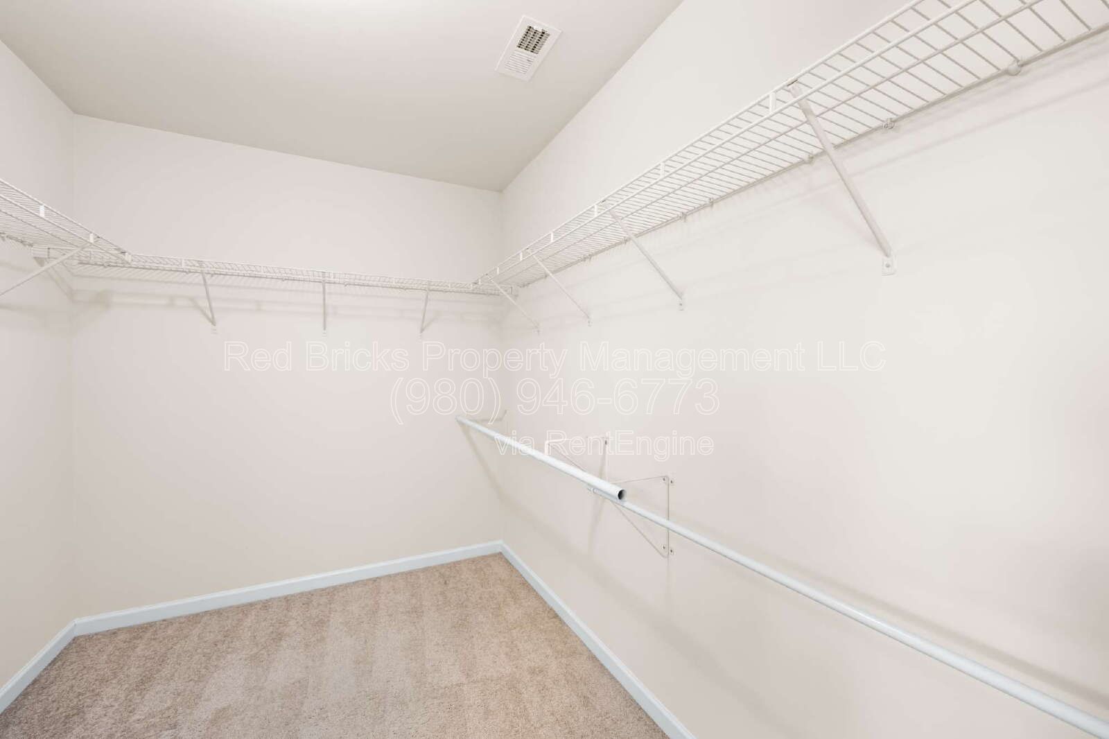 Spacious 5BR Home with Screened Porch & Fireplace! property image