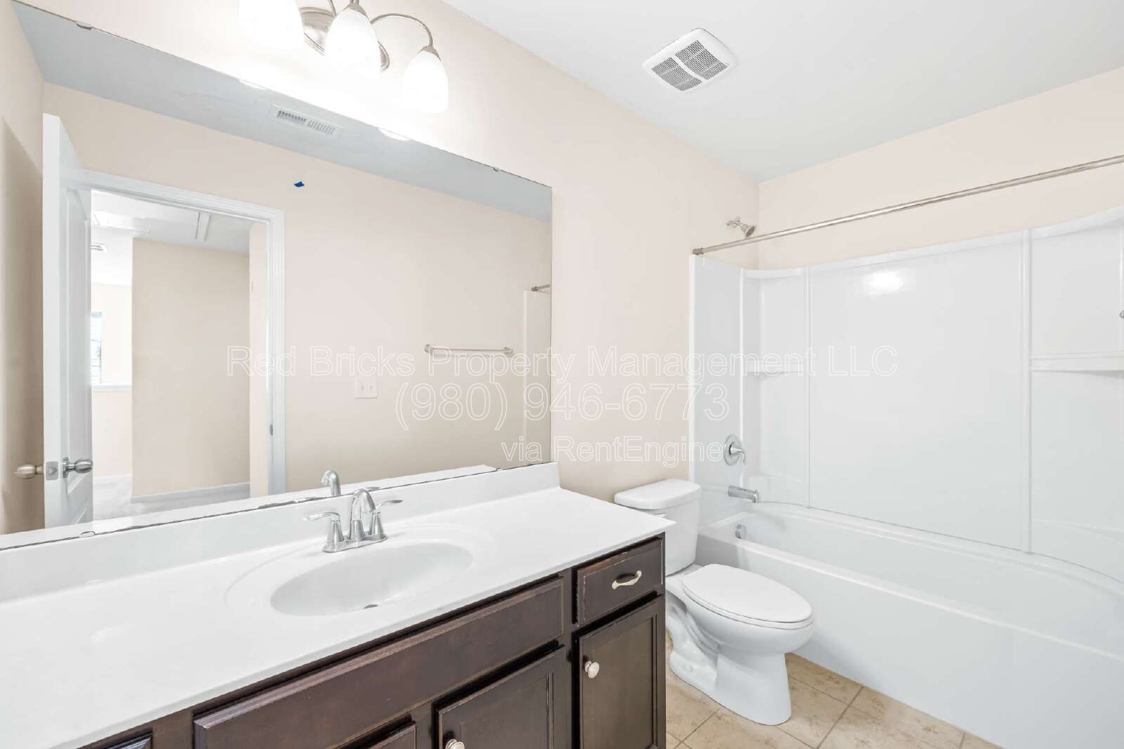 Spacious 5BR Home with Screened Porch & Fireplace! property image