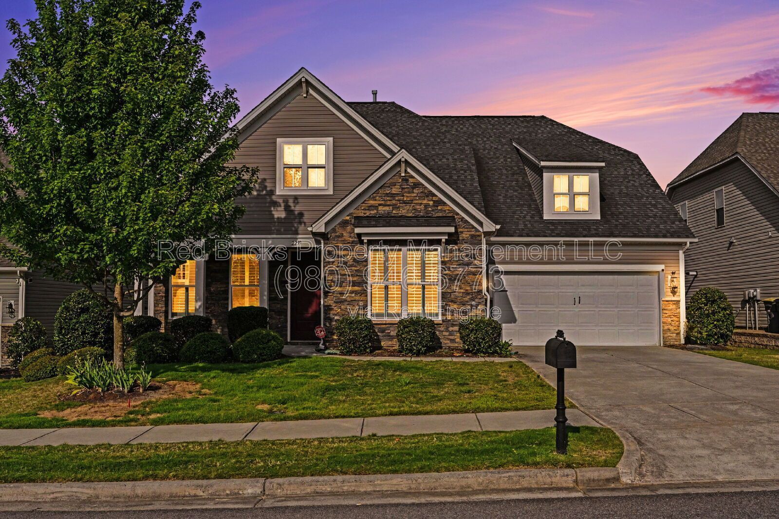 Stunning 1.5-Story Home with Loft & Gourmet Kitchen in Wellington Chase! property image