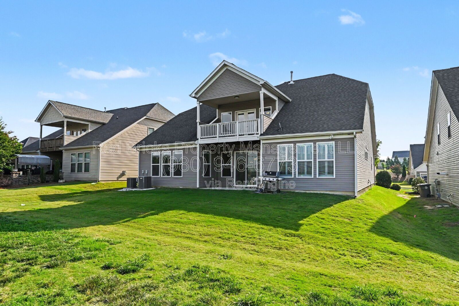 Stunning 1.5-Story Home with Loft & Gourmet Kitchen in Wellington Chase! property image
