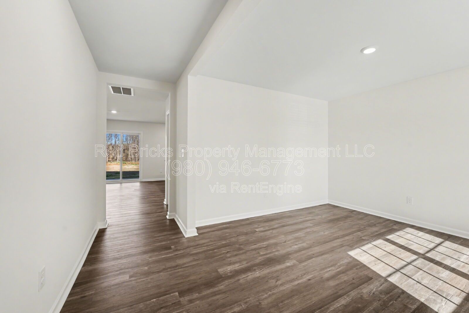 Like-New 3BR Home in Sherrills Stream – Move-In Ready! property image