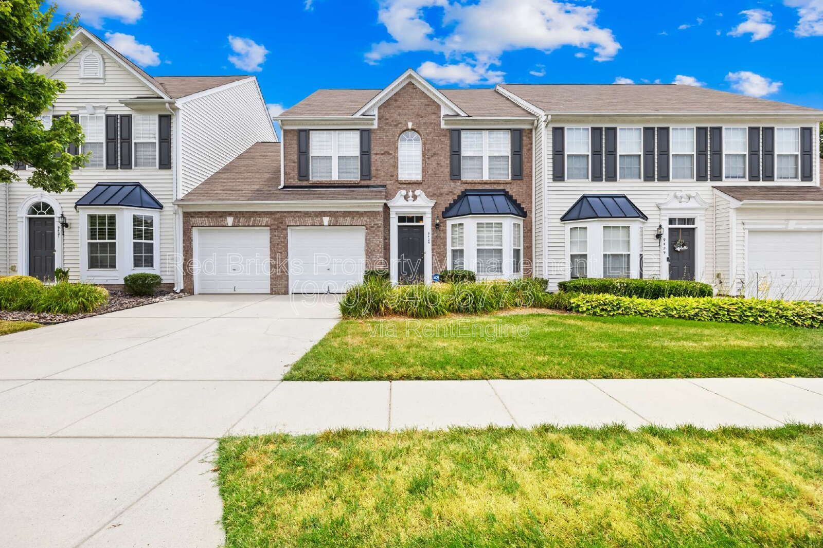 Stunning 3BR Townhome with Loft & Main-Level Primary Suite! property image