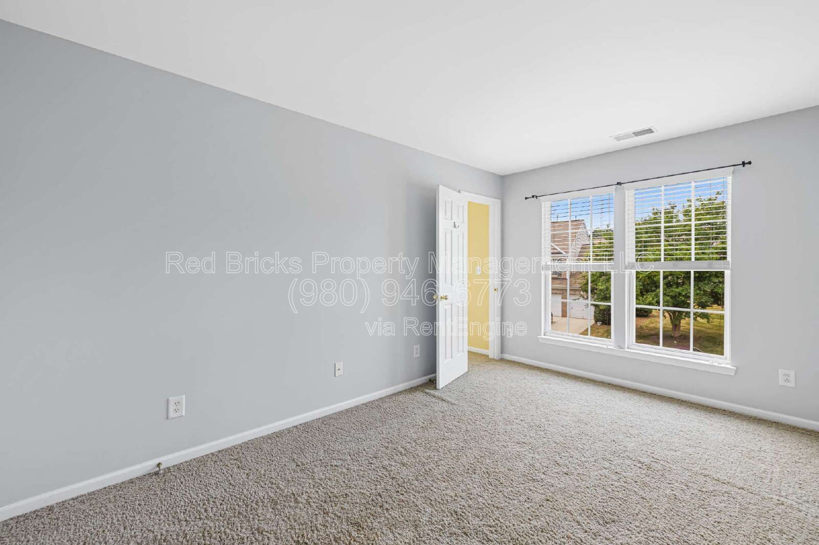 Stunning 3BR Townhome with Loft & Main-Level Primary Suite! property image