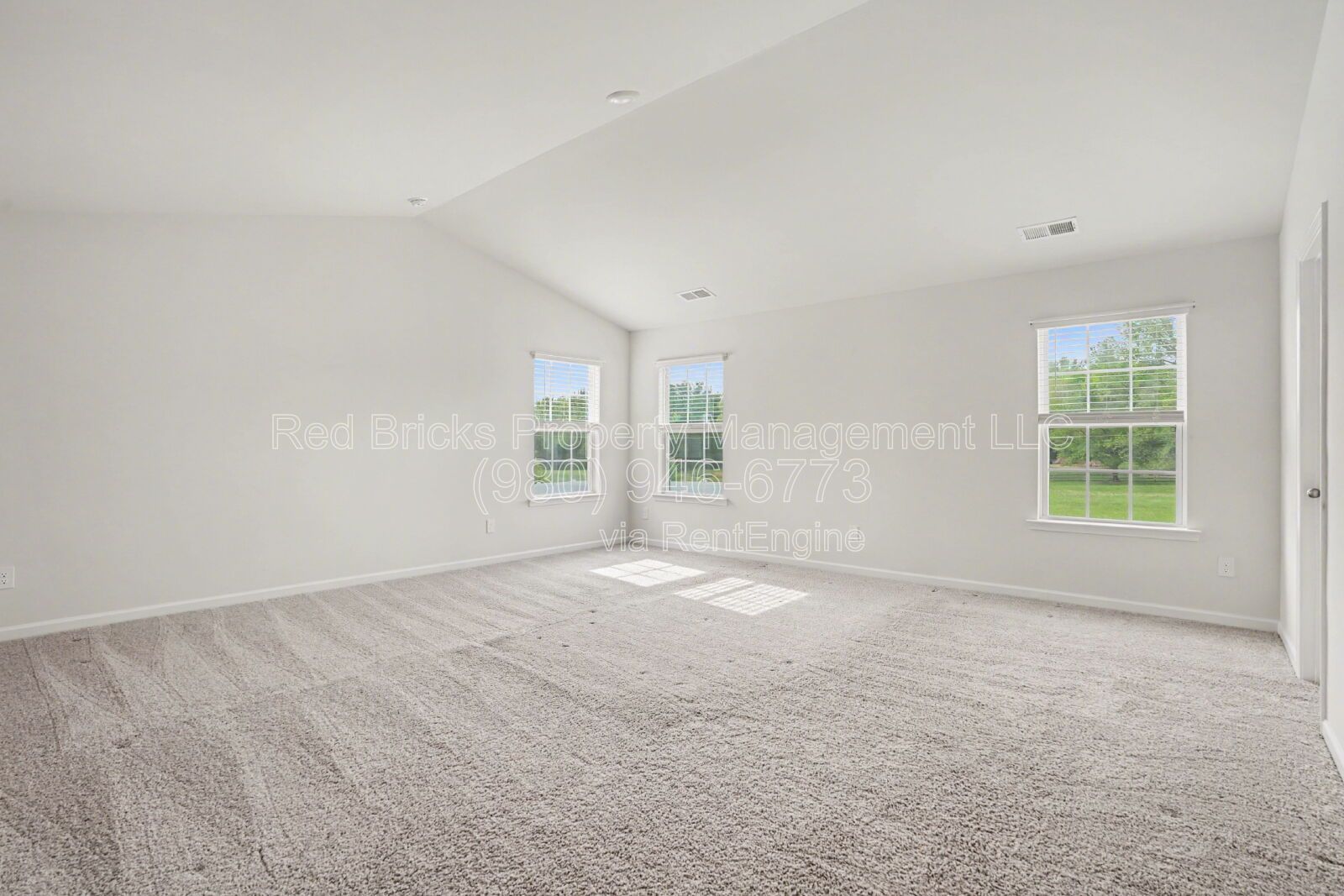 Like-New 4BR Single-Family Home in The Reserve at Austin Estates! property image