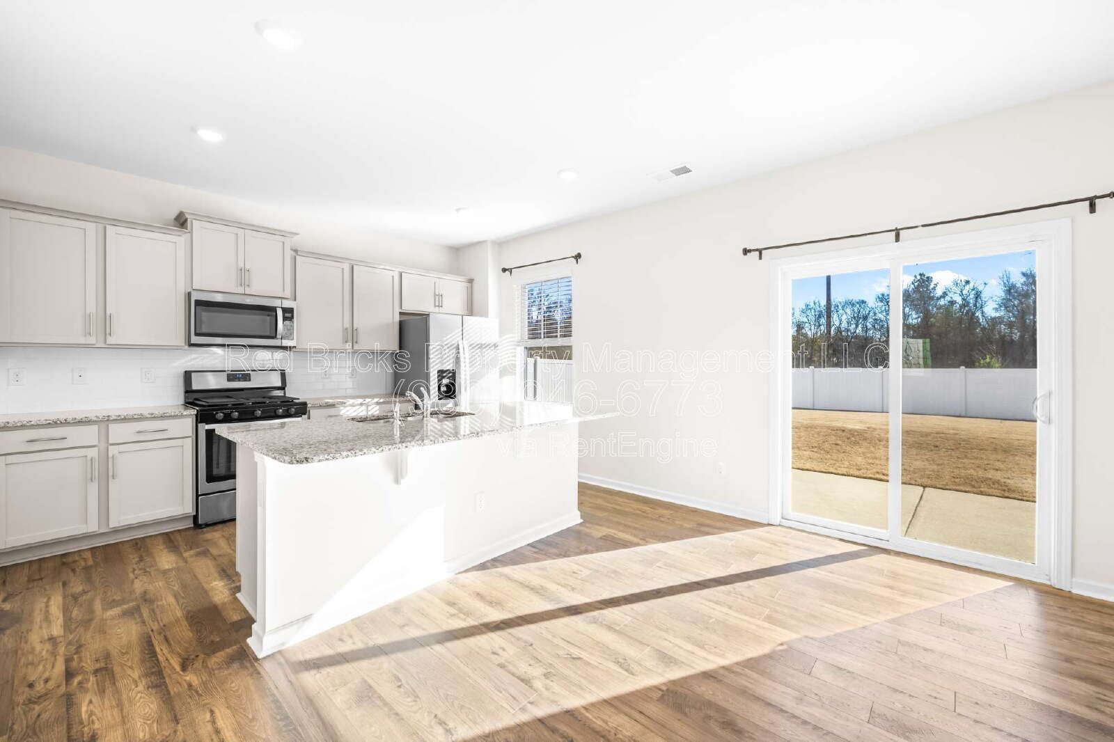 Beautiful 3BR Home with Office, Loft & Fenced Backyard! property image