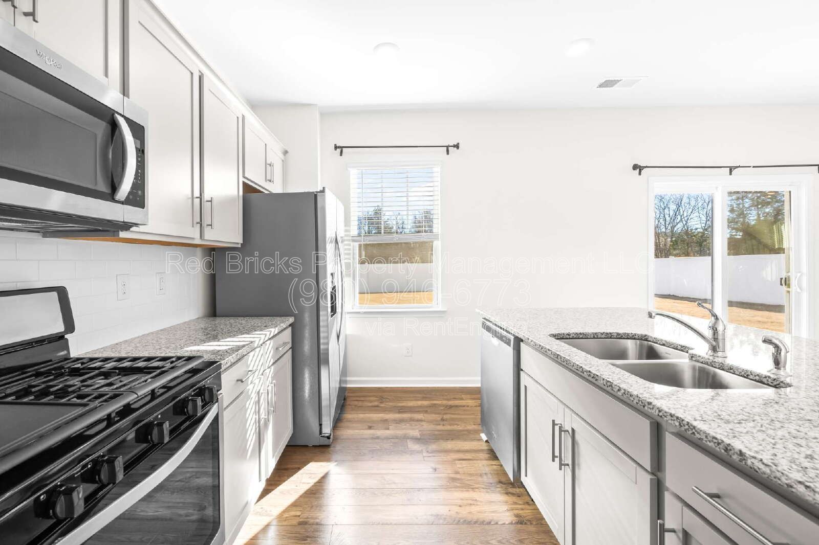 Beautiful 3BR Home with Office, Loft & Fenced Backyard! property image