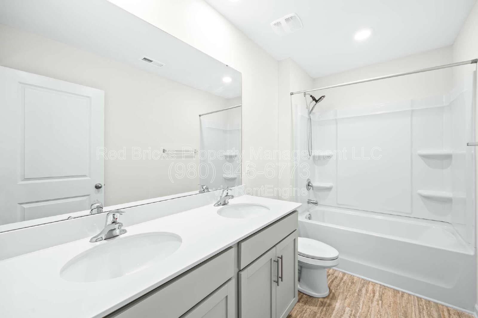 Beautiful 3BR Home with Office, Loft & Fenced Backyard! property image