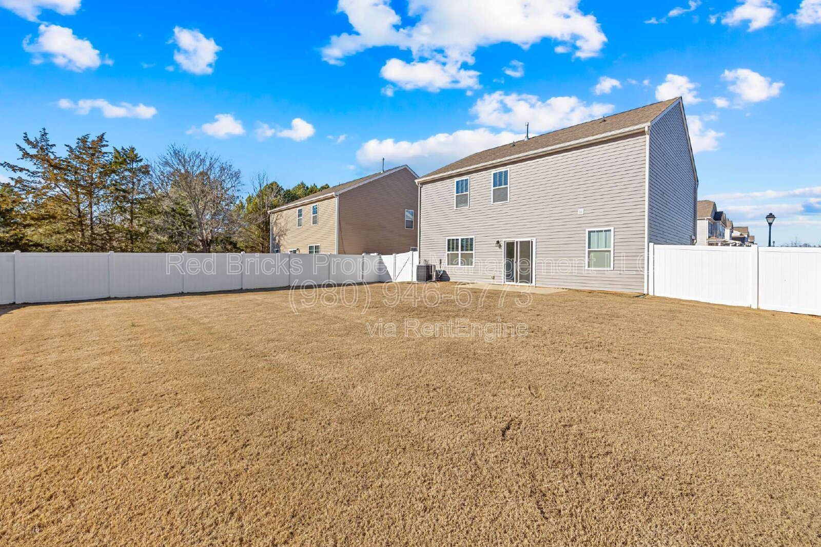 Beautiful 3BR Home with Office, Loft & Fenced Backyard! property image