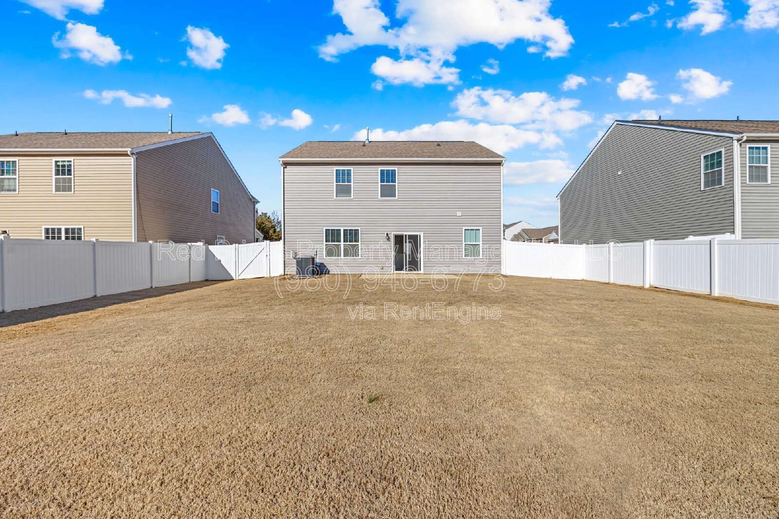 Beautiful 3BR Home with Office, Loft & Fenced Backyard! property image