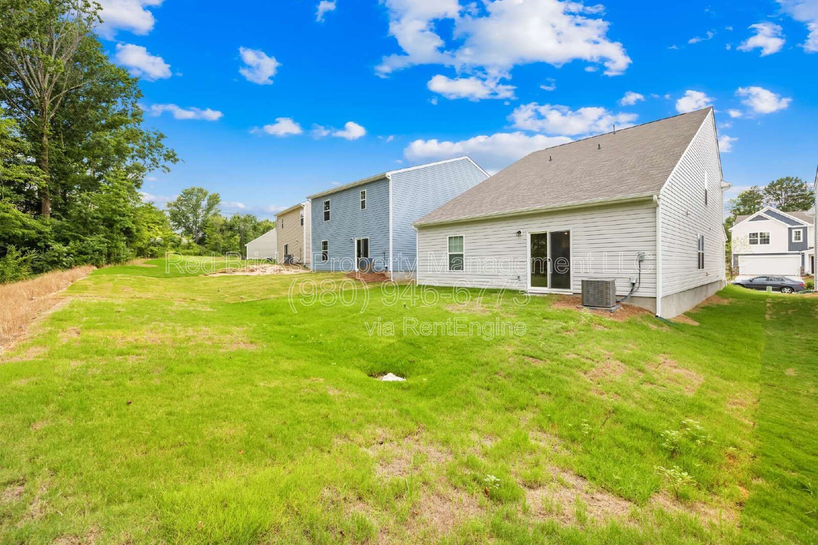 Like-New 5BR Home with Main-Level Primary Suite & Loft! property image