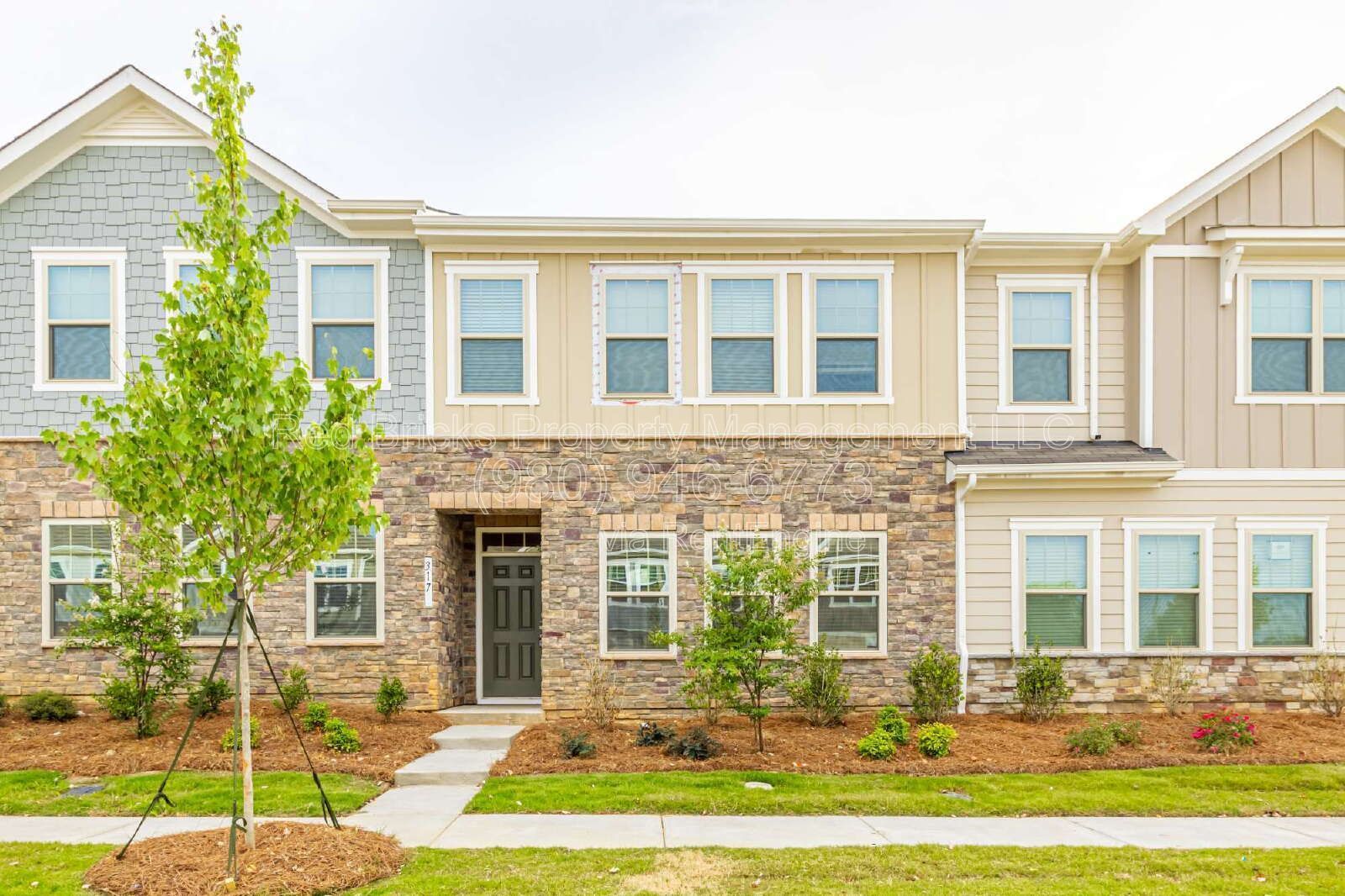 Like-New 4BR Townhome with Dual Primary Suites & Loft! property image