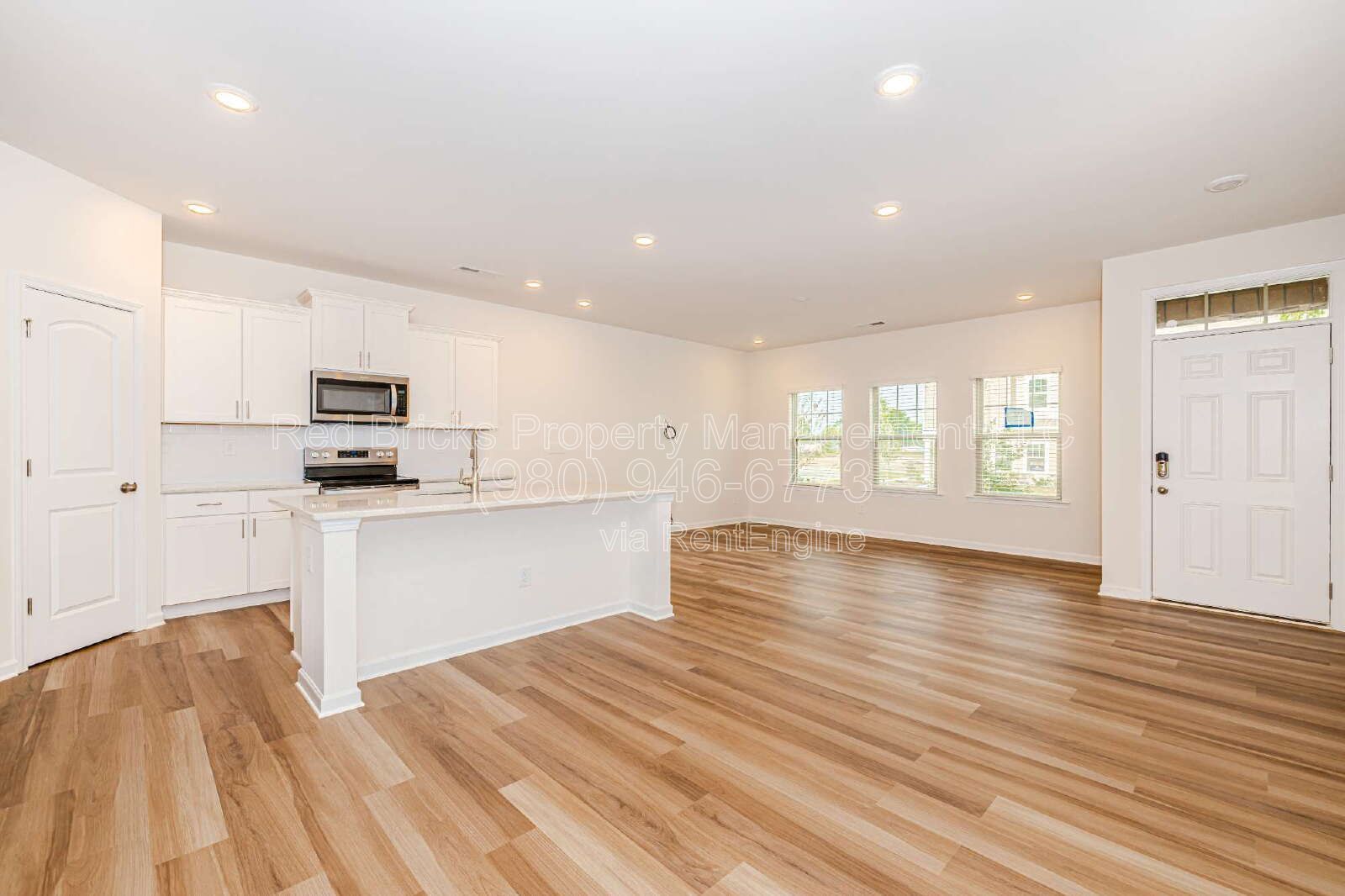 Like-New 4BR Townhome with Dual Primary Suites & Loft! property image